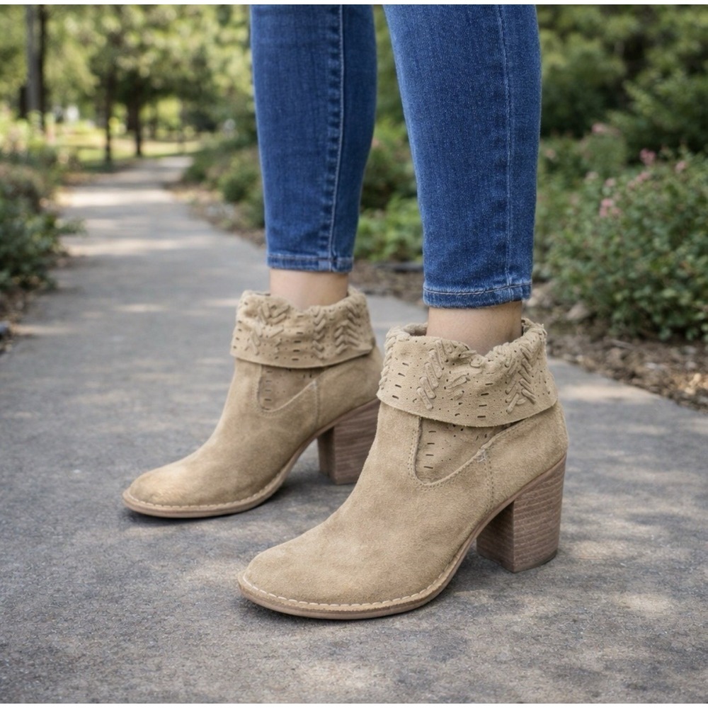 Dolce Vita Suede Ankle Boots Tan Block Heel Boho Booties Women's Size 6‎